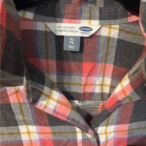 Old Navy Red and Gray Casual Button Down Shirt